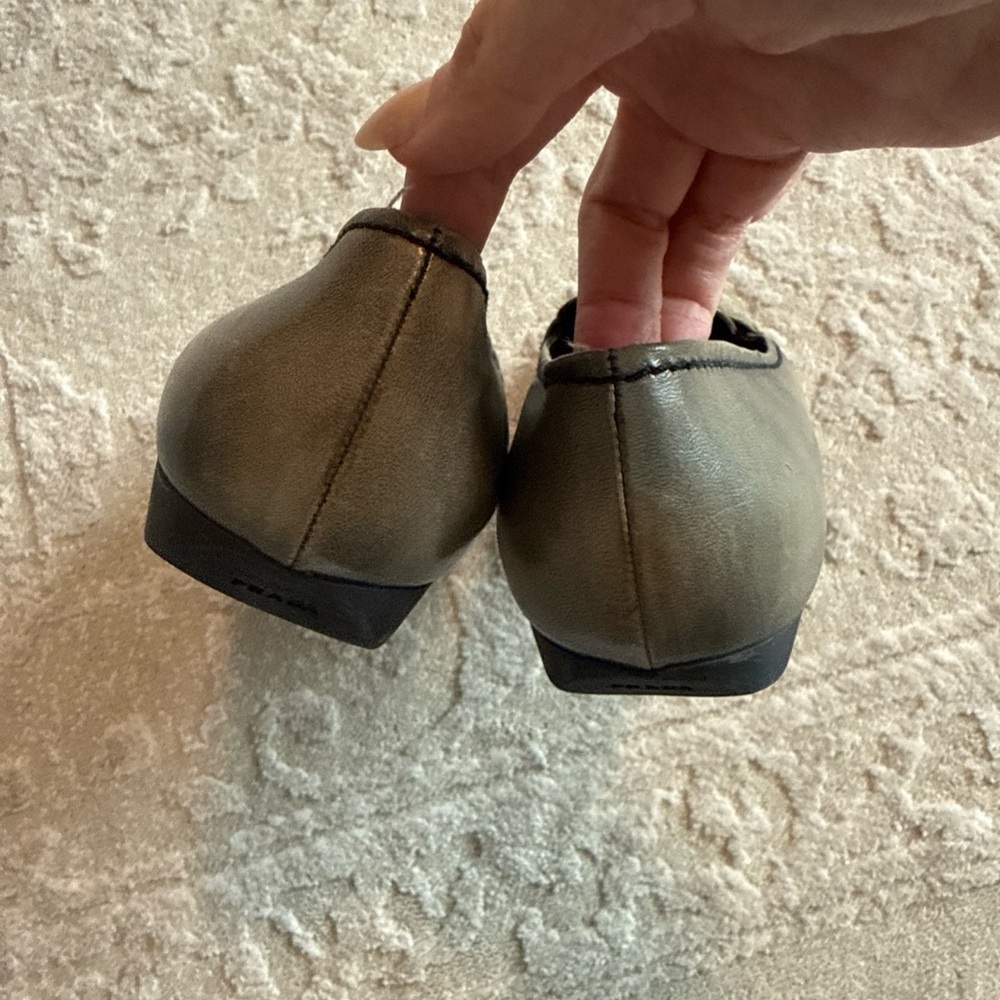 Prada Women's Elegant Gray Leather Loafers - Picture 3 of 3